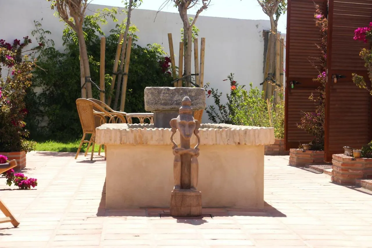 Hotel Banti Garden Tarifa 0*,  Španělsko